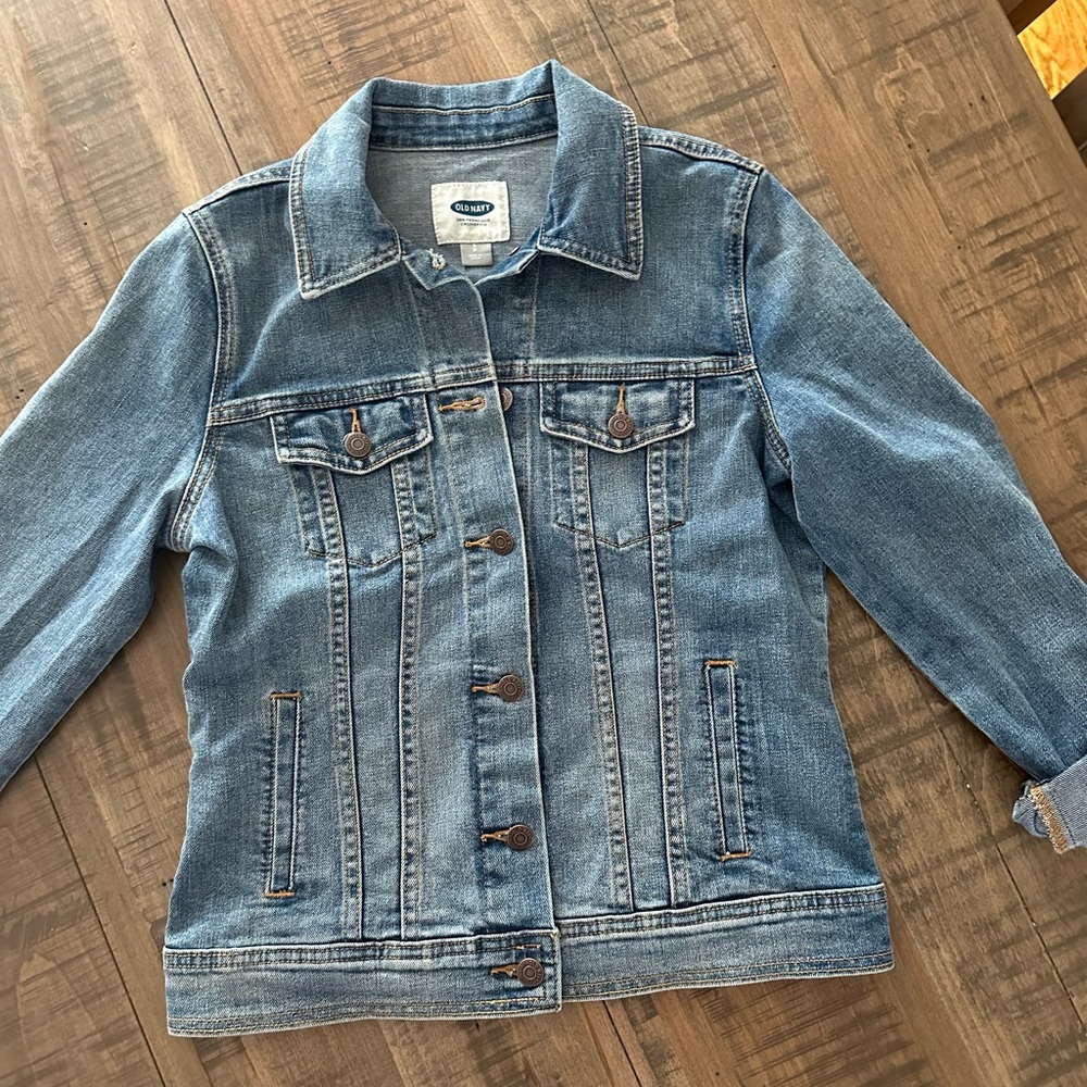 Small old navy jean jacket